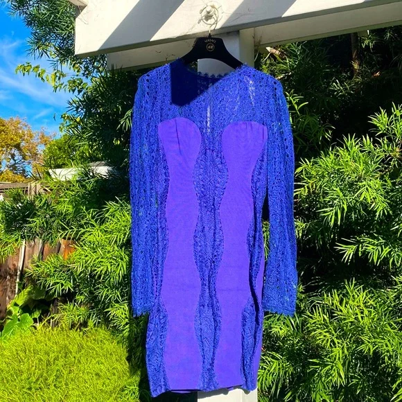 Emilio Pucci | Dresses | Emilio Pucci Lace Dress With Long Sleeves | Poshmark Emilio Pucci | Dresses | Emilio Pucci Lace Dress With Long Sleeves | Poshmark